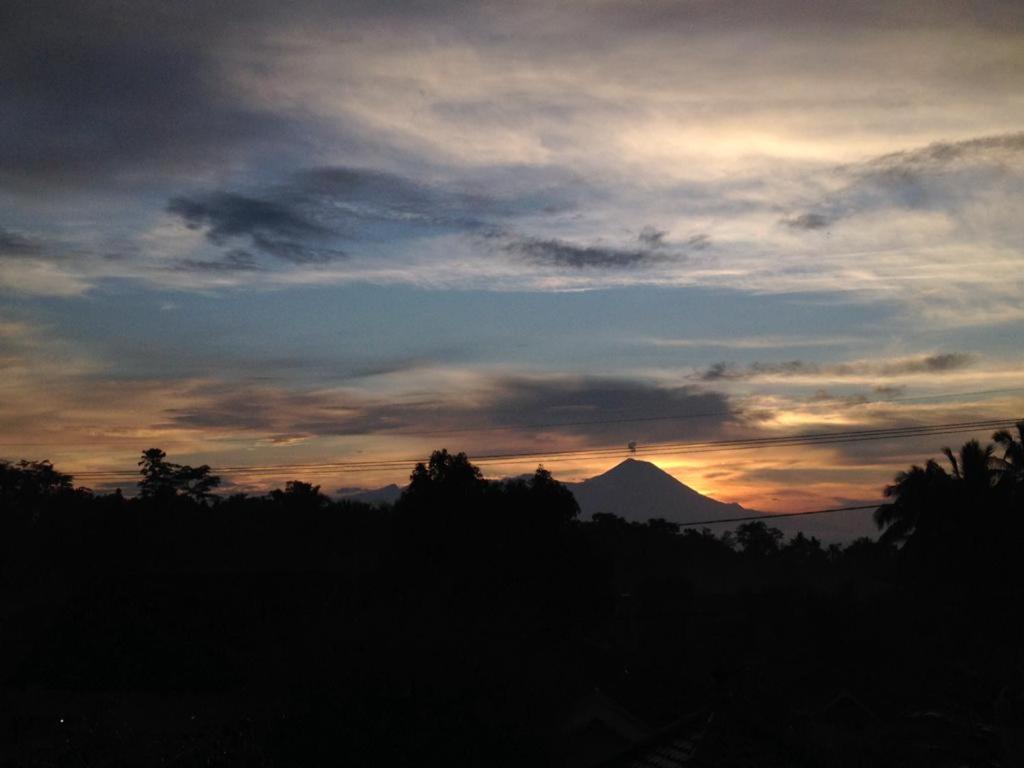 Marry Ind Gunung Kawi Guest House Malang Bumirejo Eksteriør billede