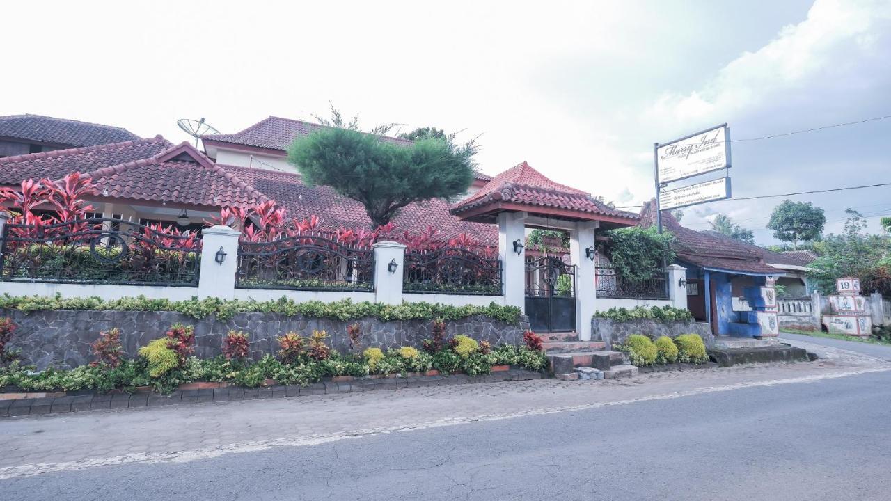 Marry Ind Gunung Kawi Guest House Malang Bumirejo Eksteriør billede