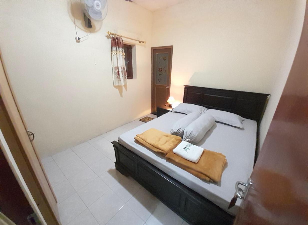 Marry Ind Gunung Kawi Guest House Malang Bumirejo Eksteriør billede