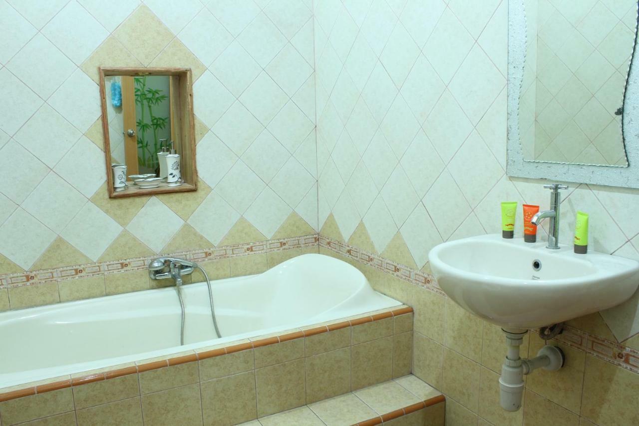 Marry Ind Gunung Kawi Guest House Malang Bumirejo Eksteriør billede